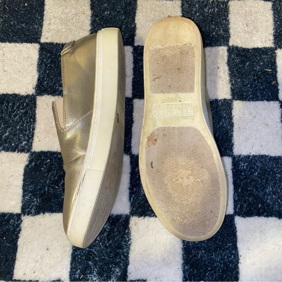 Gold slide on shoes - Picture 2 of 3